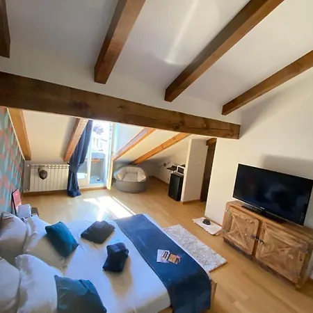 Lorenzo Apartmán Turín